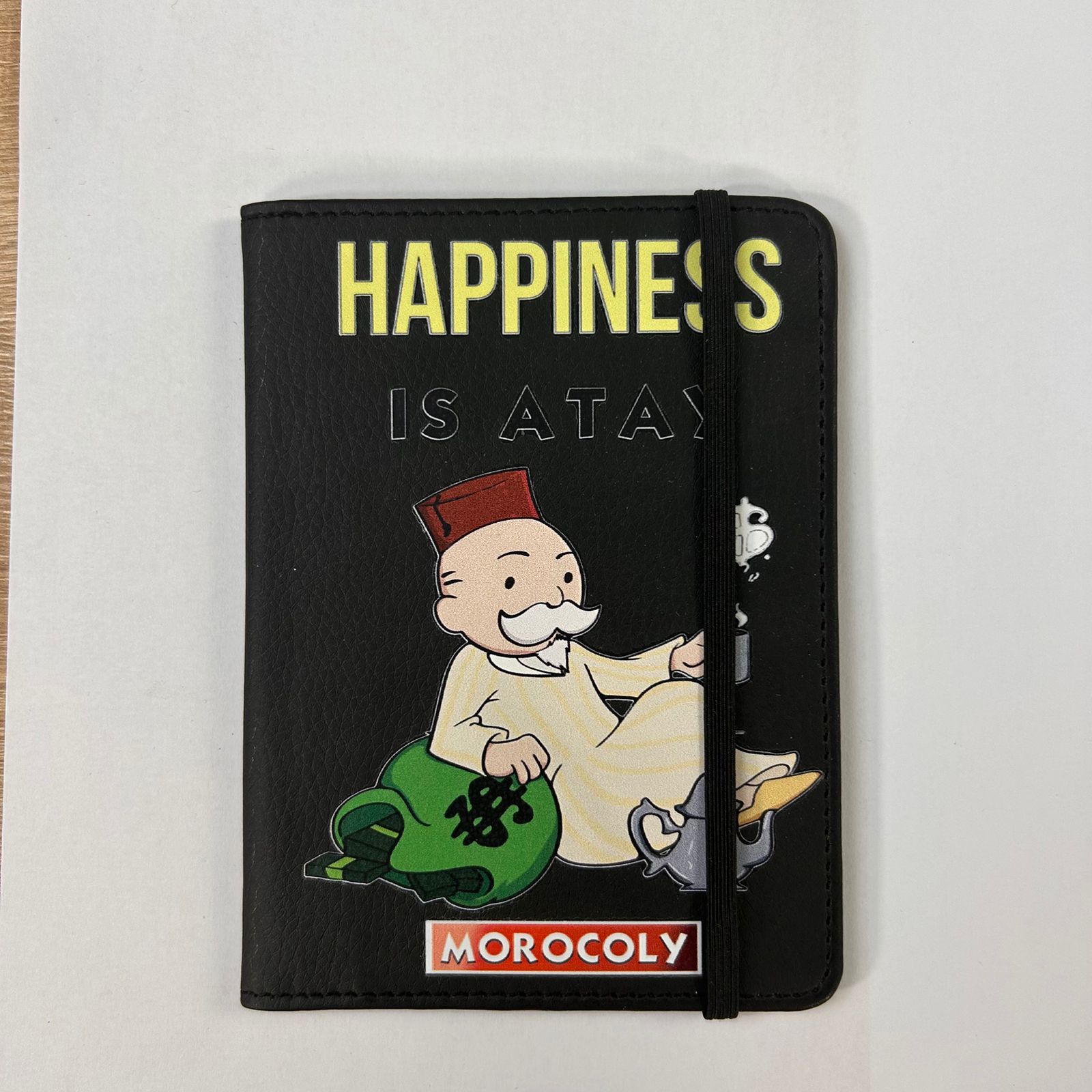 Couverture passeport - HAPPINES IS ATAY - kolors brand